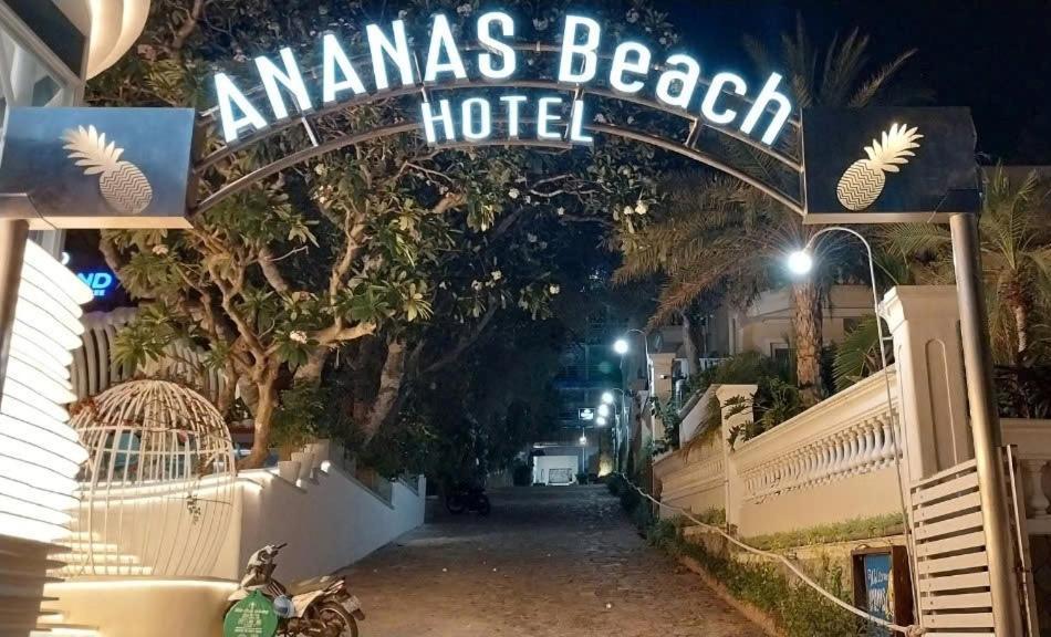 阿纳纳斯海滩公寓式酒店 头顿 外观 照片